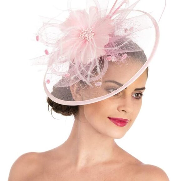 Gorgeous Baby Pink Fascinator Hat | Brand New in Box! - Picture 1 of 3